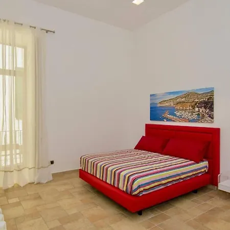 Sara Luxury 2 * סורנטו