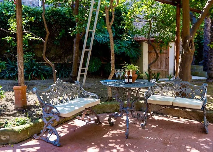 Sara Luxury 2 דירה סורנטו