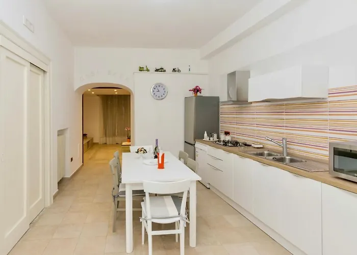 Sara Luxury 2 סורנטו